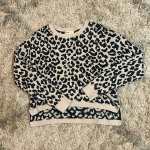 Yes Lola Cheetah Print Woman’s Sweater